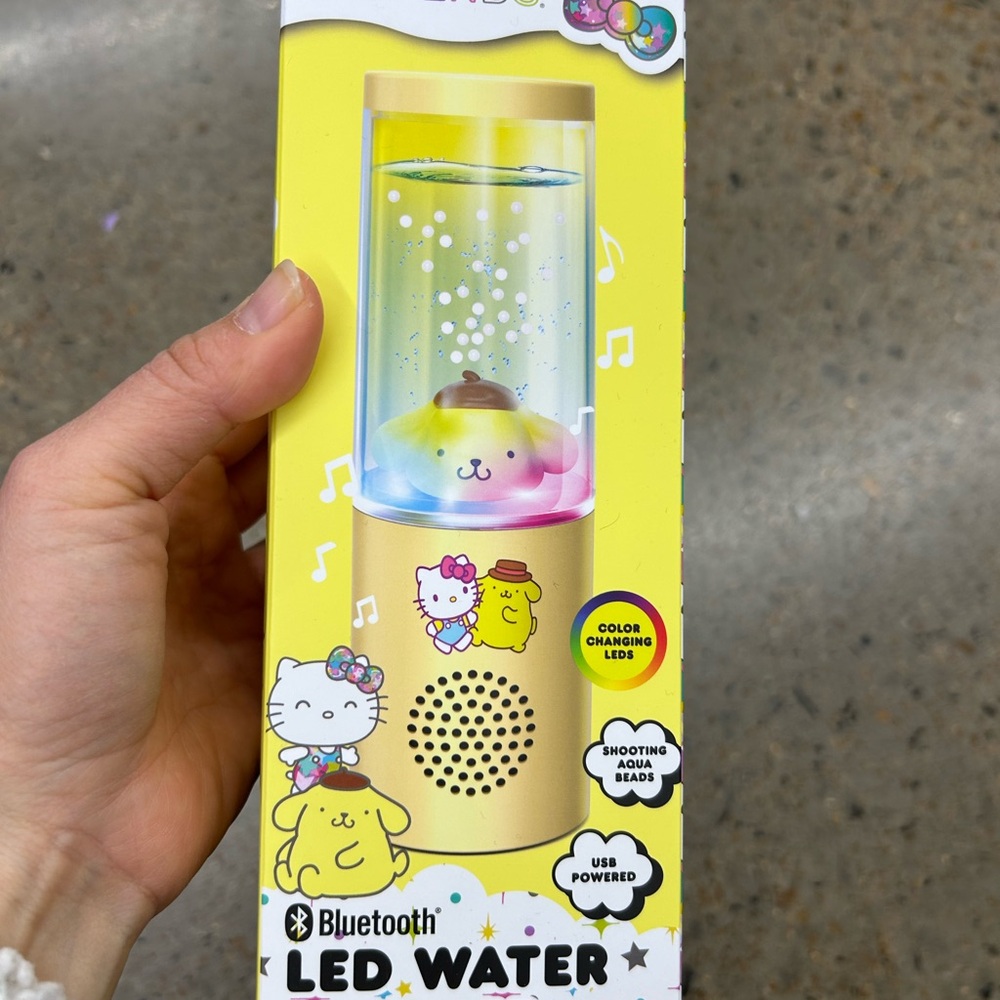 Sanrio Gold Pompompurin LED Water Speaker with Rainbow Lights